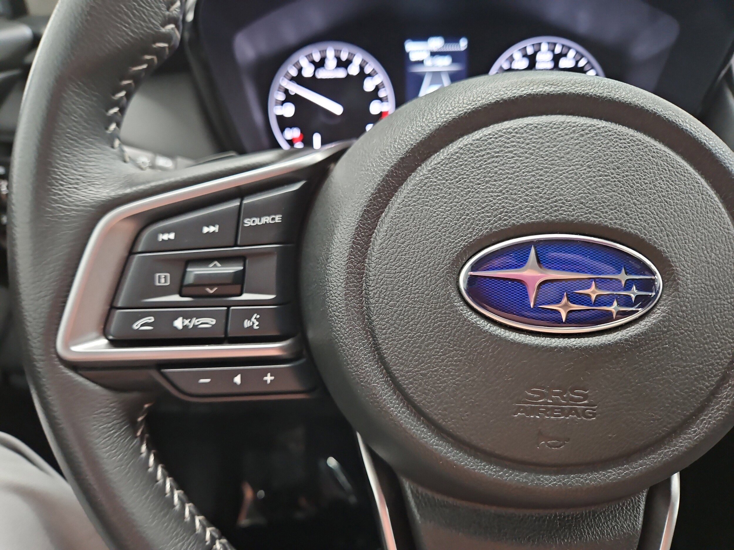 Used 2025 Subaru Legacy Premium AWD/4WD image 9
