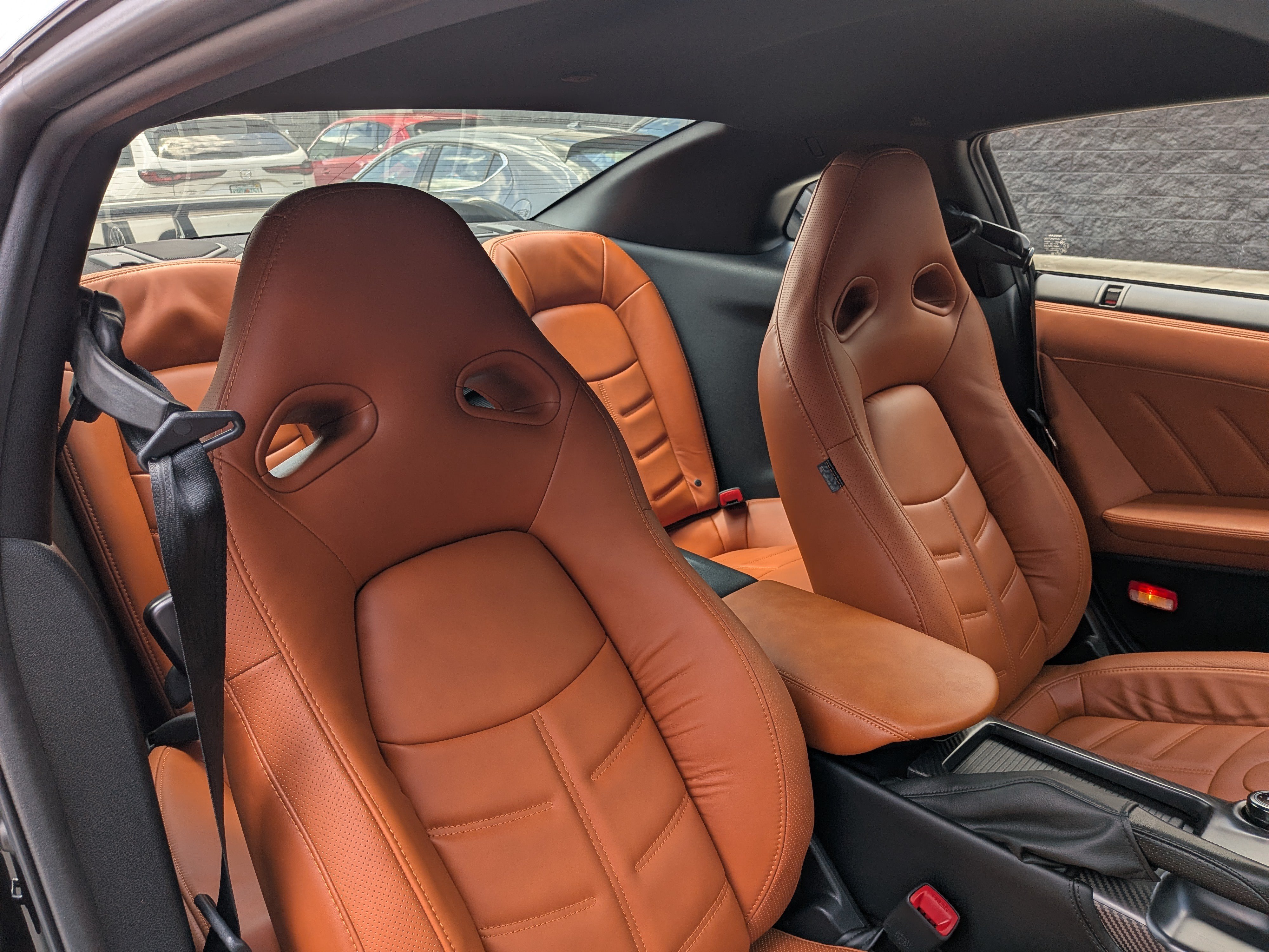 Used 2020 Nissan GT-R Premium w/ Premium Interior Package AWD/4WD image 14