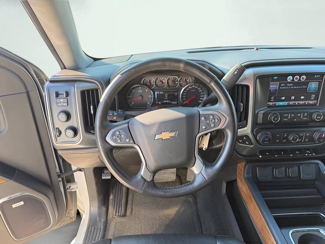 Used 2014 Chevrolet Silverado 1500 LTZ w/ LTZ Plus Package image 12