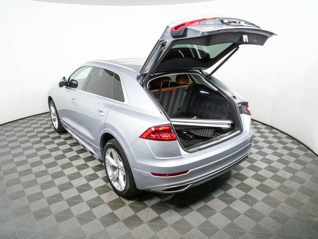 Used 2022 Audi Q8 Premium AWD/4WD image 33