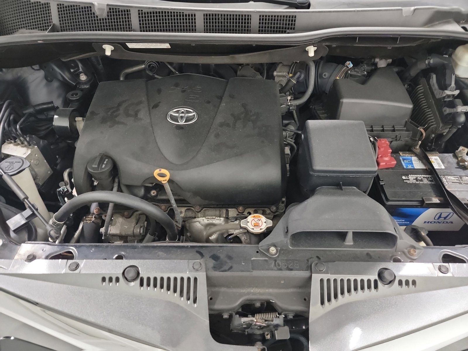 Used 2019 Toyota Sienna XLE image 25