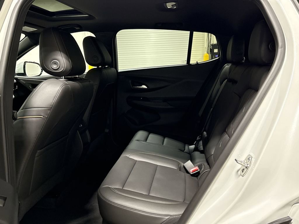 New 2026 Buick Envista Avenir image 23