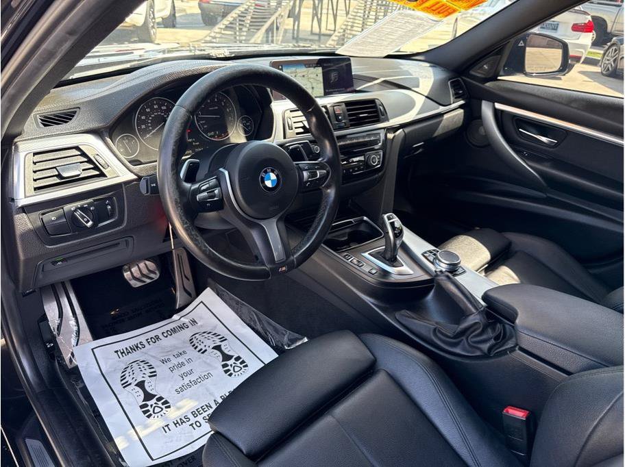Used 2018 BMW 340i Sedan RWD image 17