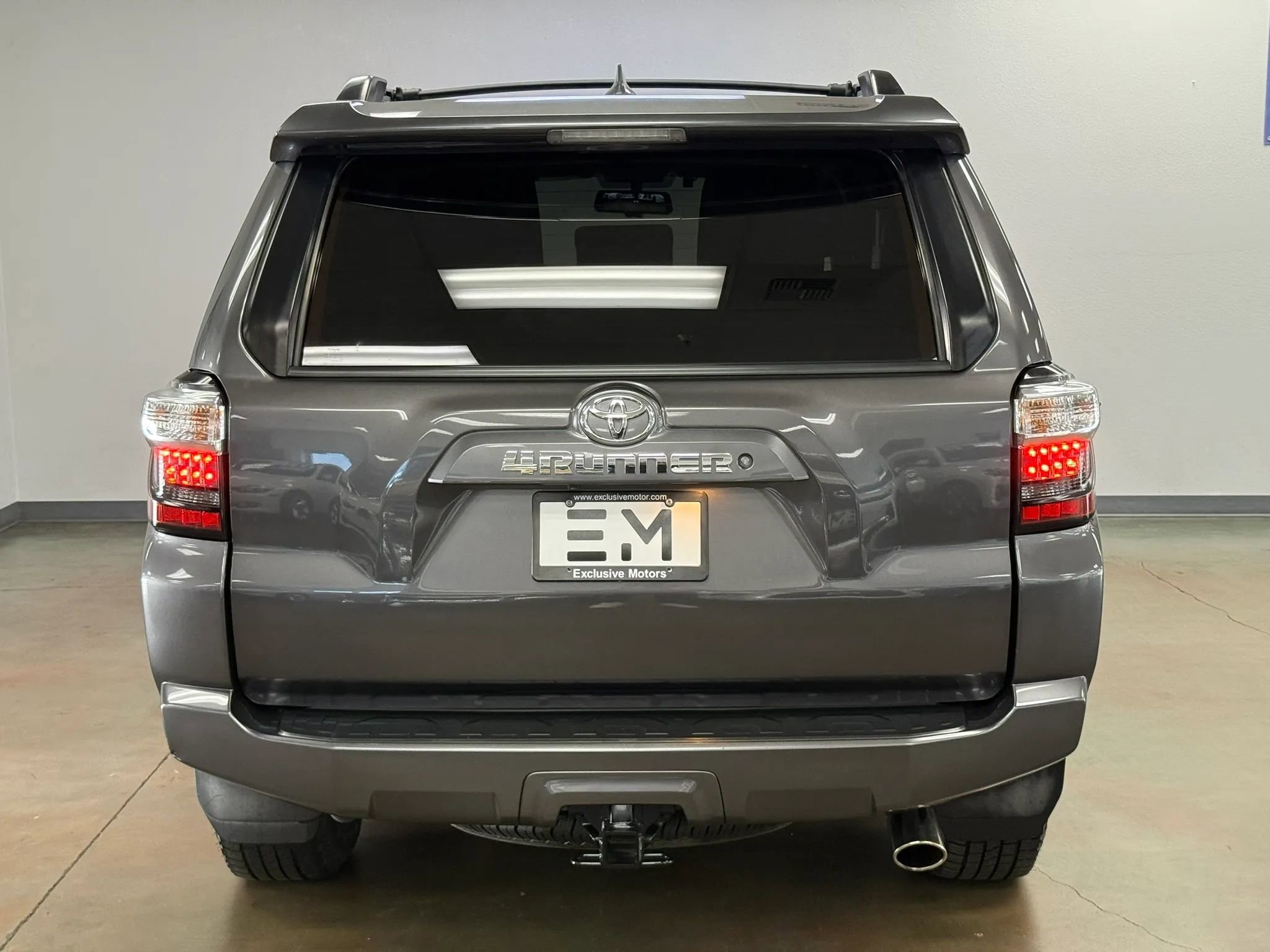 Used 2019 Toyota 4Runner SR5 Premium AWD/4WD image 6