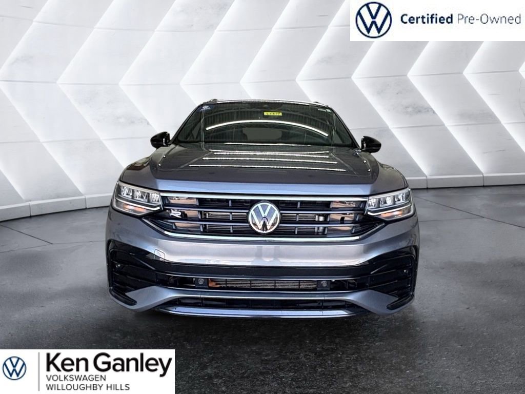 Used 2023 Volkswagen Tiguan SE R-Line AWD/4WD image 1