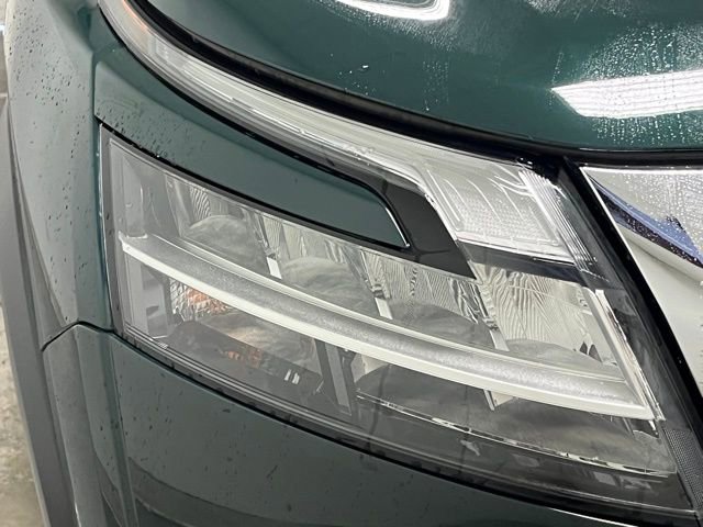 Used 2024 Nissan Pathfinder Platinum w/ Cargo Package image 13