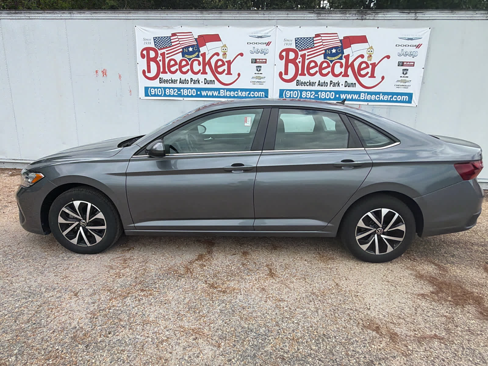 Used 2024 Volkswagen Jetta S FWD image 7