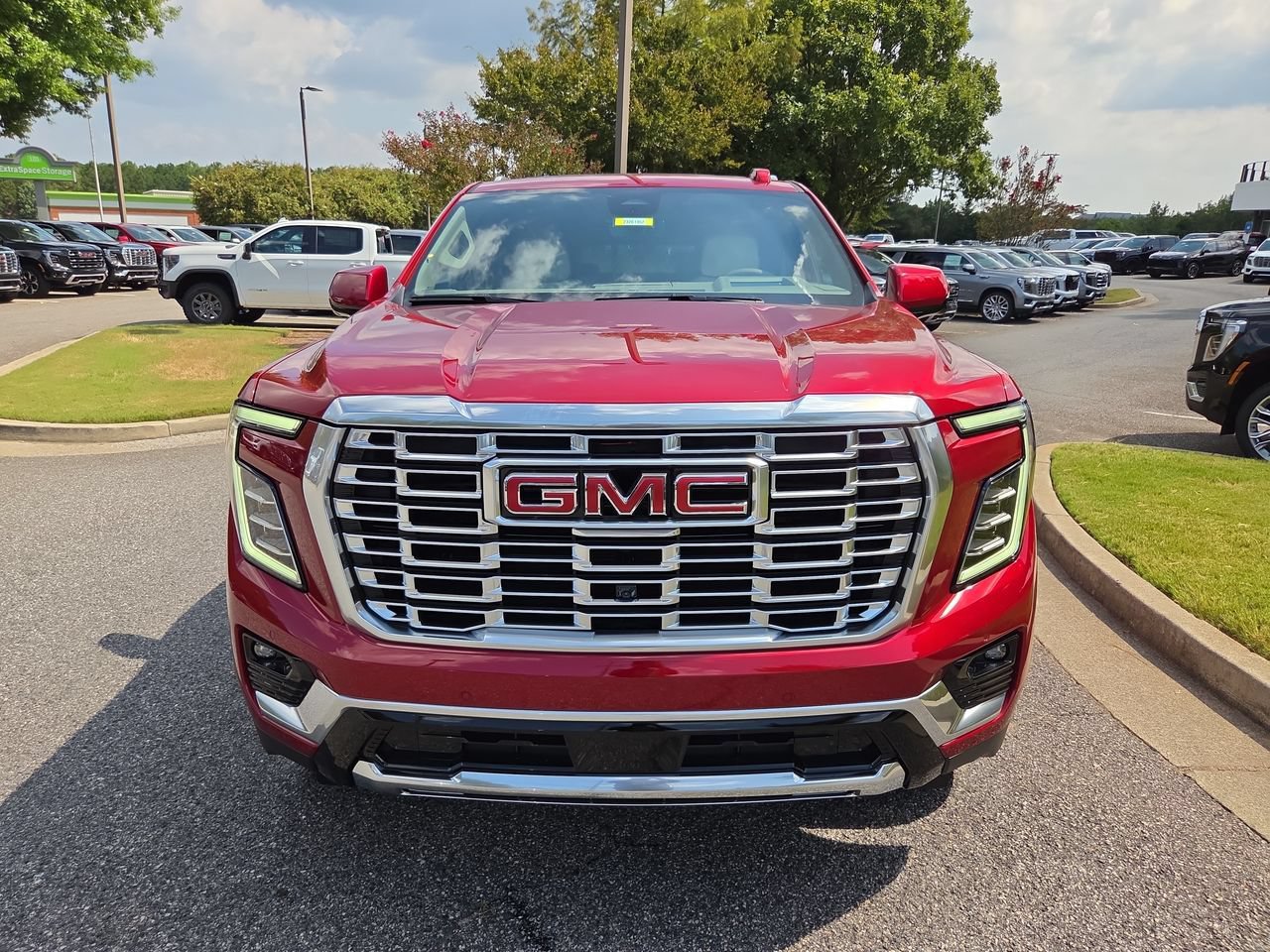 New 2026 GMC Yukon XL Denali w/ Denali Reserve Package AWD/4WD image 3