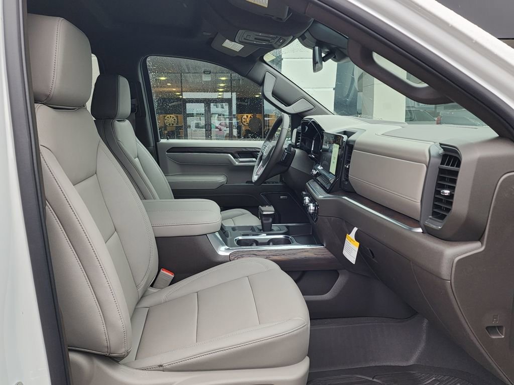 New 2026 GMC Sierra 1500 SLT w/ SLT Premium Package image 38