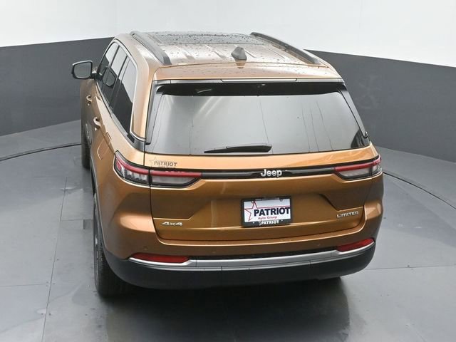 New 2026 Jeep Grand Cherokee Limited w/ Luxury Tech Group II AWD/4WD image 28