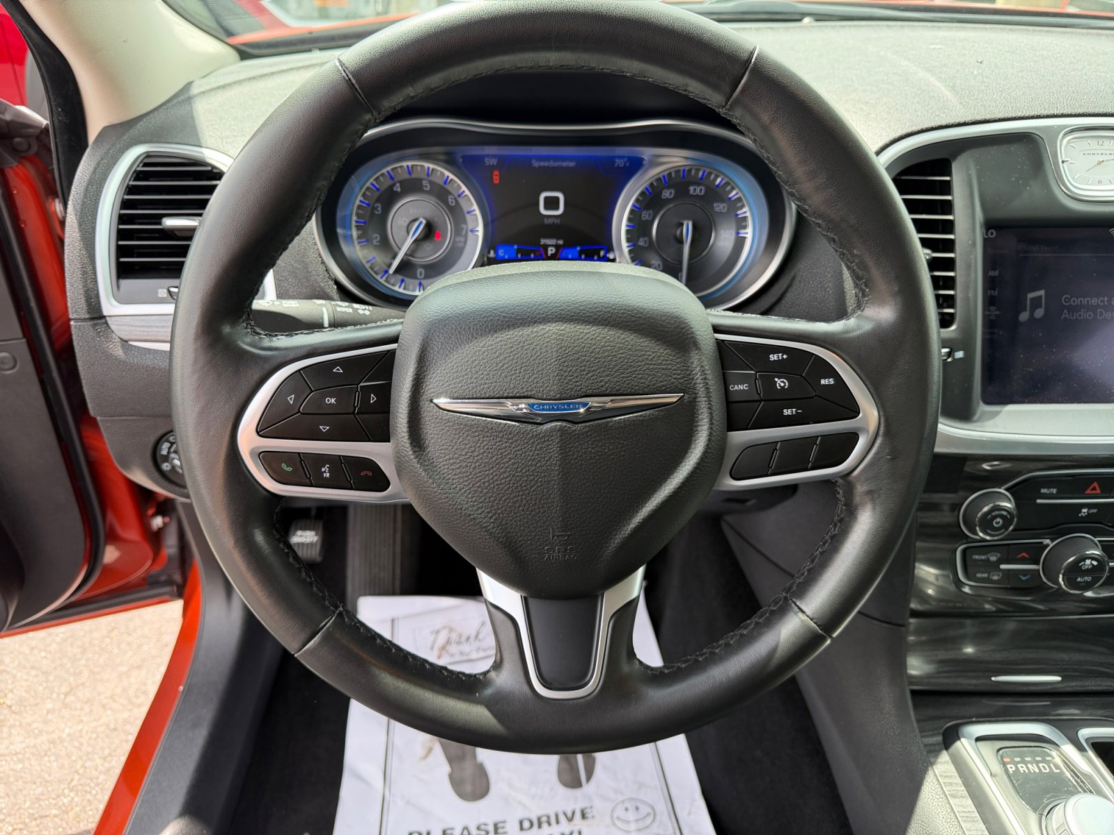 Used 2020 Chrysler 300 Touring w/ Chrome Appearance Package RWD image 9