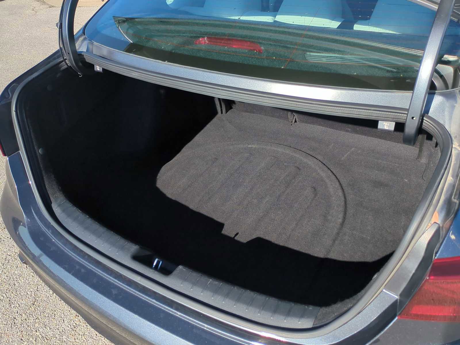 Used 2023 Kia Forte LXS w/ LXS Technology Package image 23