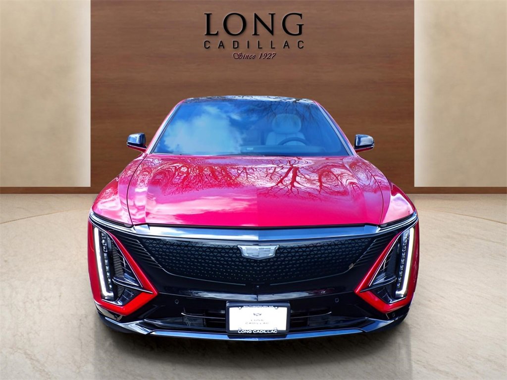 New 2025 Cadillac Lyriq Sport image 2