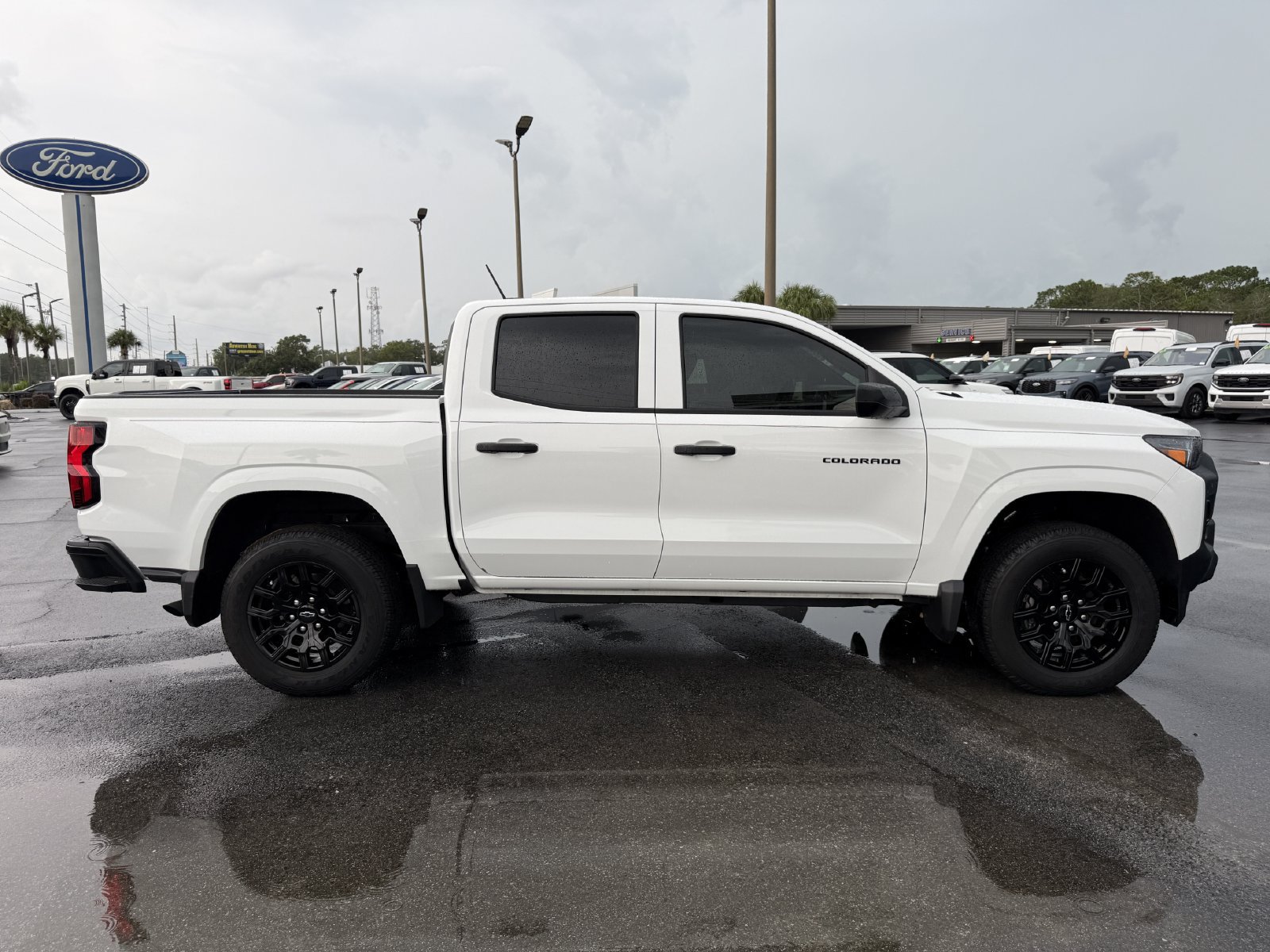 Used 2026 Chevrolet Colorado W/T w/ WT Custom Package RWD image 3