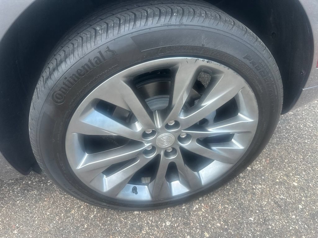 Used 2021 Buick Envision Avenir AWD/4WD image 4