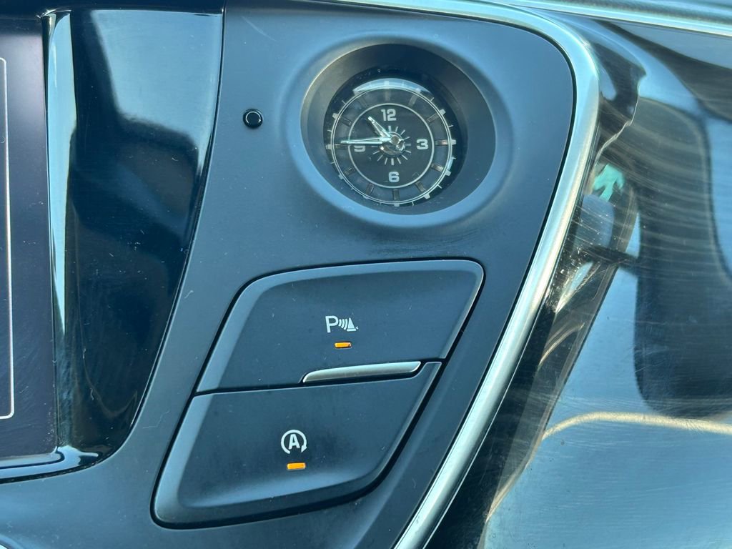 Used 2019 Buick Envision Essence image 32