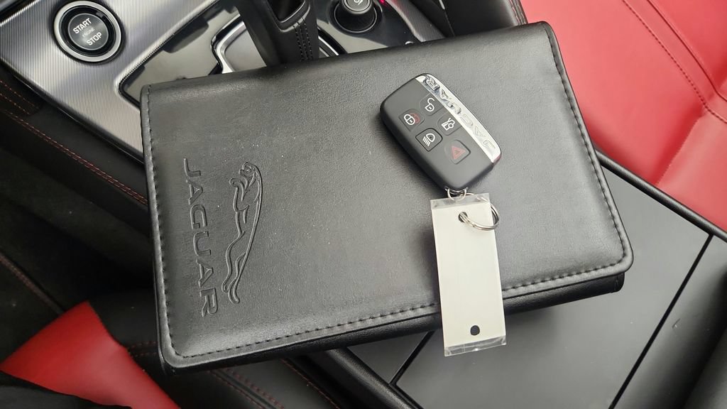 Used 2017 Jaguar F-TYPE R AWD/4WD image 36
