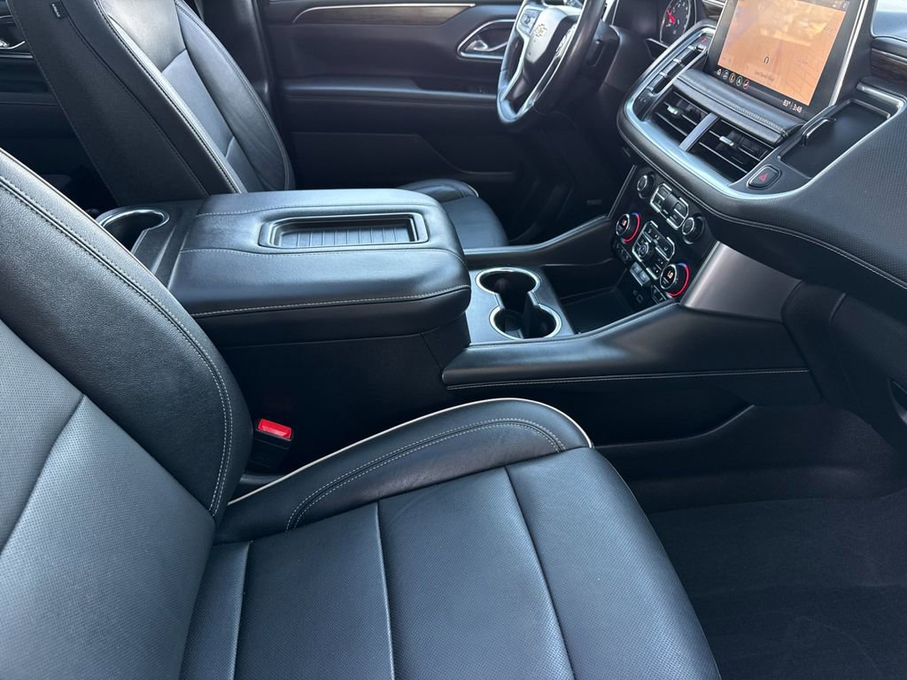 Used 2021 Chevrolet Suburban Premier image 19