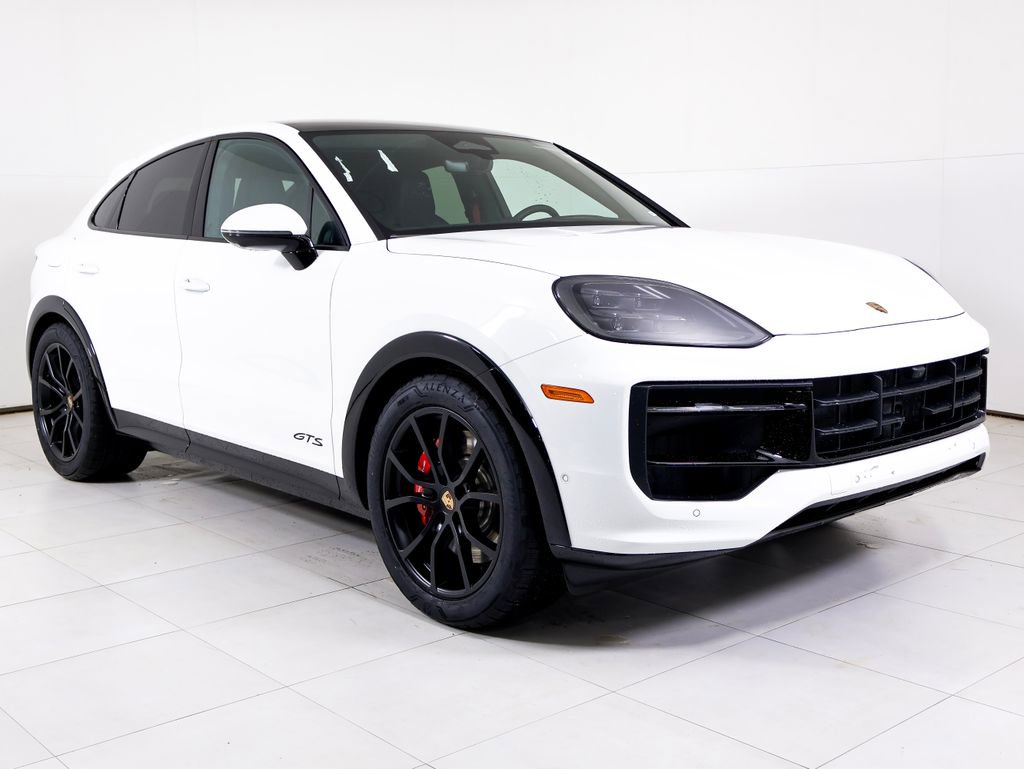 New 2026 Porsche Cayenne GTS image 16