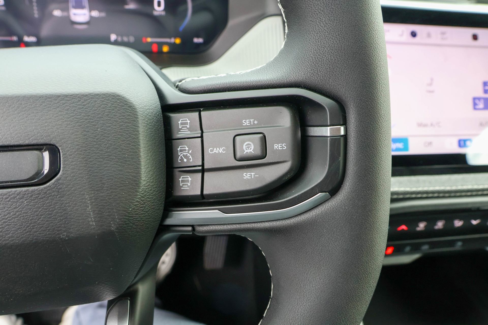 New 2026 Jeep Cherokee Laredo image 27