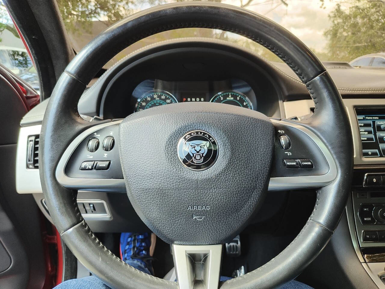 Used 2014 Jaguar XF 3.0 RWD image 54