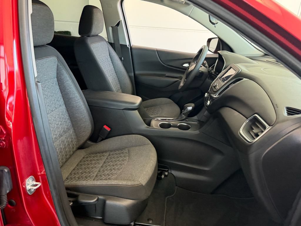 Used 2023 Chevrolet Equinox LT FWD image 19