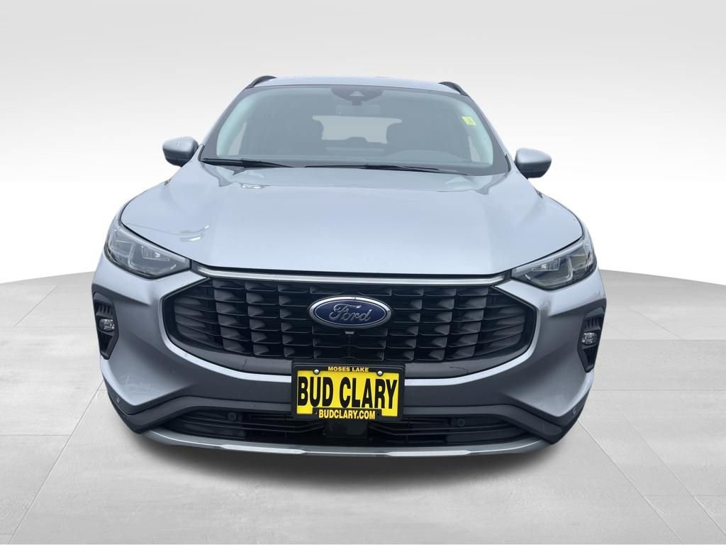 Used 2024 Ford Escape Platinum image 9