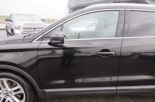 Used 2015 Lincoln MKC AWD w/ Equipment Group 102A Reserve image 36