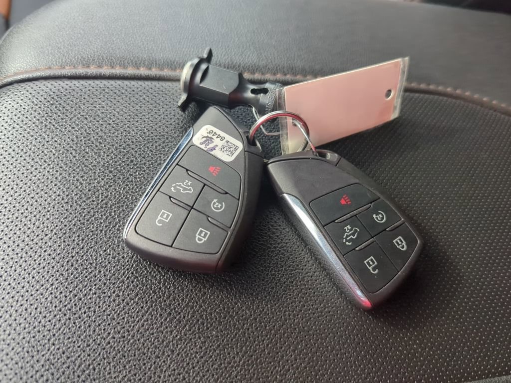 Used 2024 GMC Sierra 1500 AT4 w/ Technology Package image 49