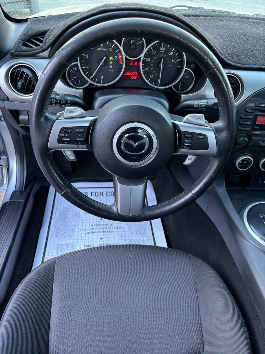 Used 2009 MAZDA MX-5 Miata Grand Touring w/ Premium Pkg RWD image 10