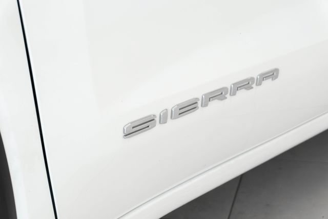 Used 2026 GMC Sierra 1500 SLT AWD/4WD image 4