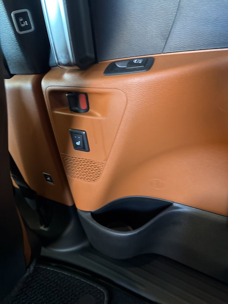 Used 2024 Chrysler Pacifica Pinnacle w/ Trailer Tow Group image 32