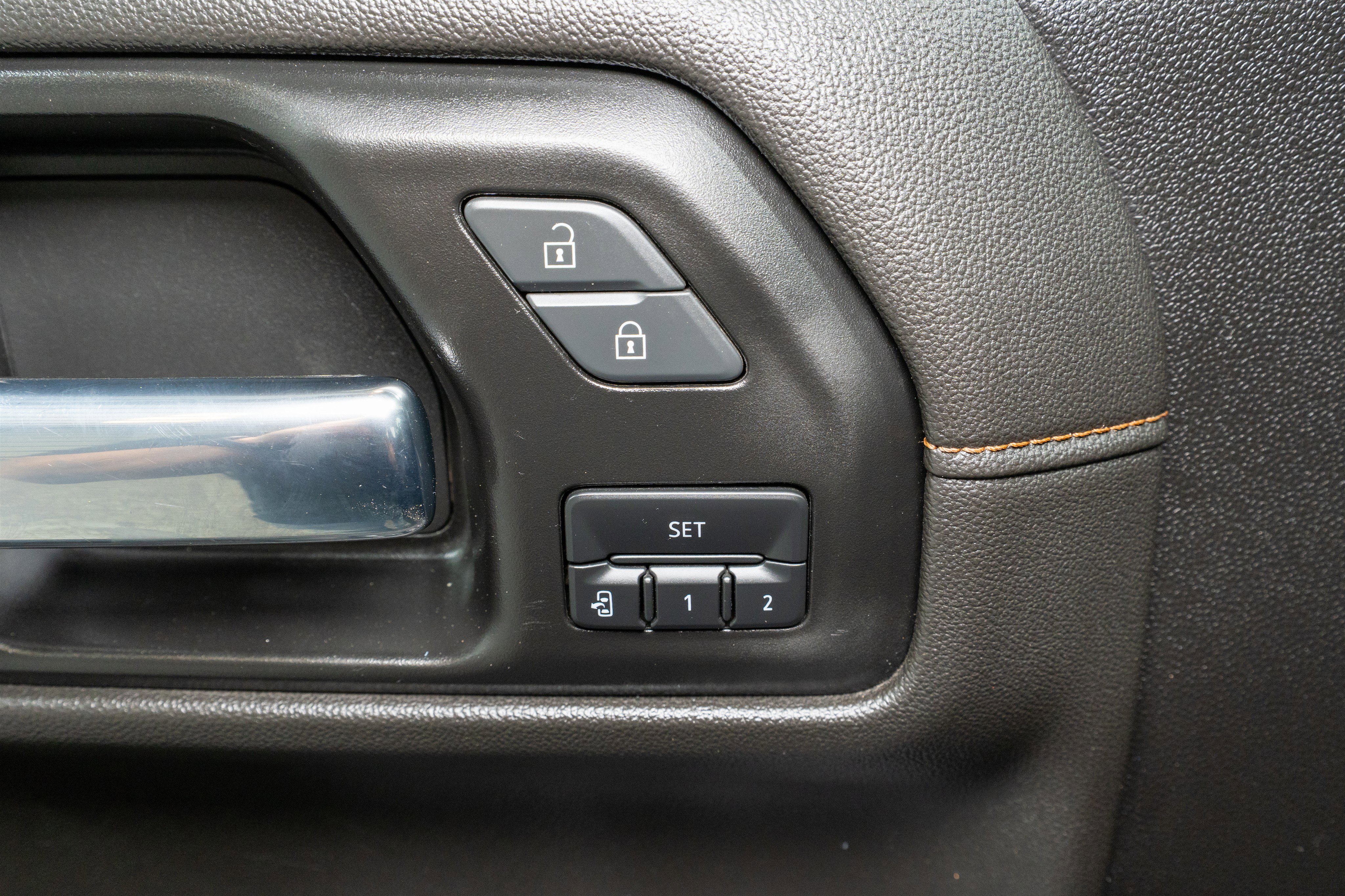 Used 2021 GMC Sierra 1500 AT4 image 14