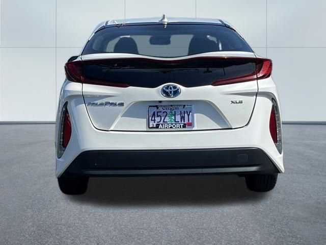 Used 2020 Toyota Prius Prime XLE FWD image 6