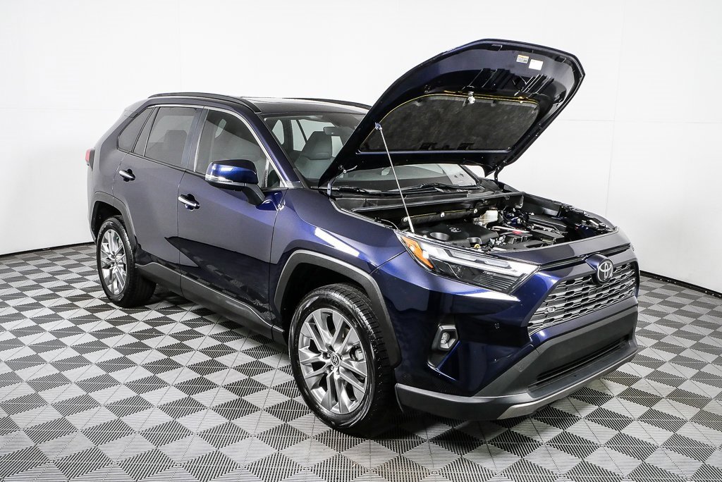 Used 2023 Toyota RAV4 Limited image 35