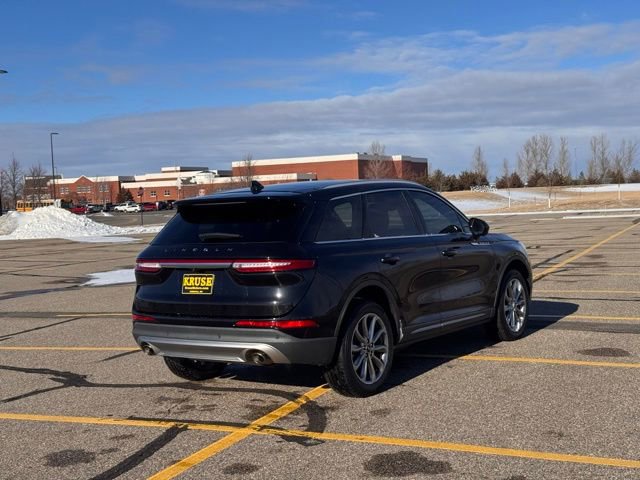 Used 2022 Lincoln Corsair Standard w/ Premium Package image 3