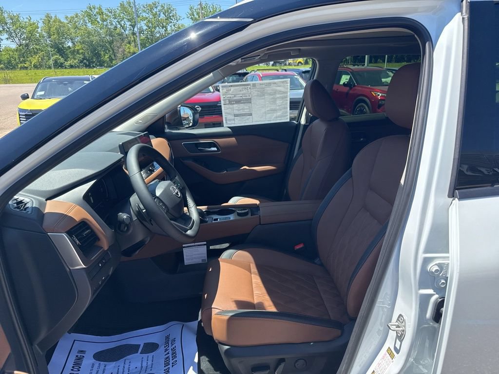 New 2026 Nissan Rogue Platinum w/ Platinum Premium Package AWD/4WD image 9
