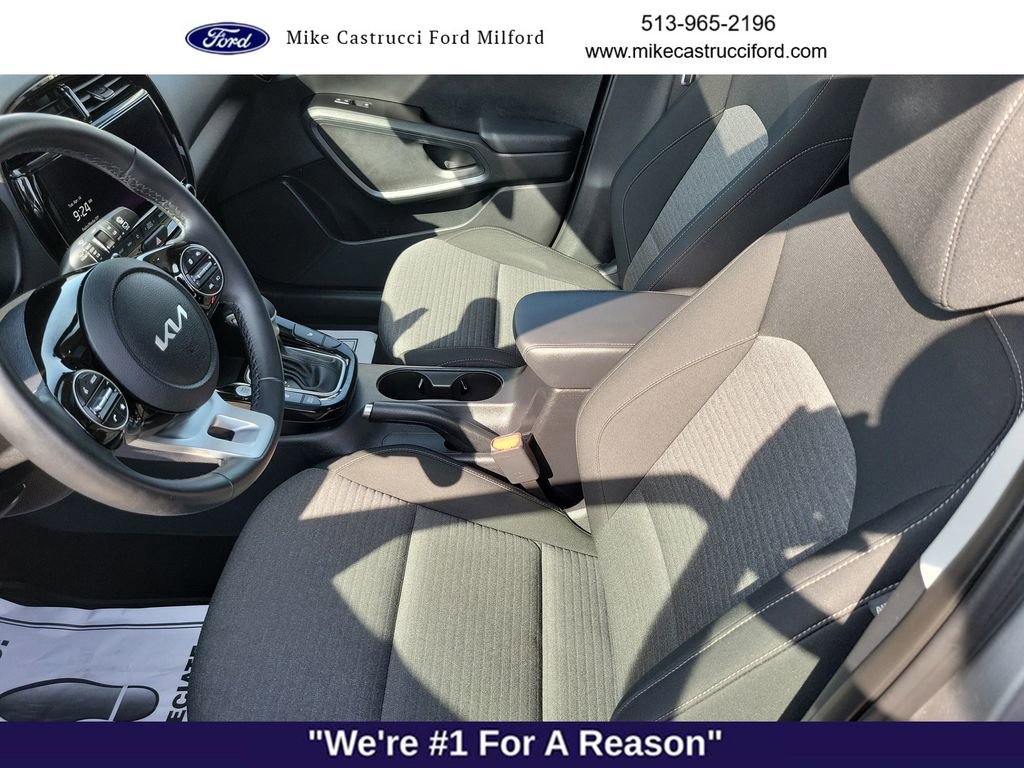 Used 2023 Kia Soul EX FWD image 24