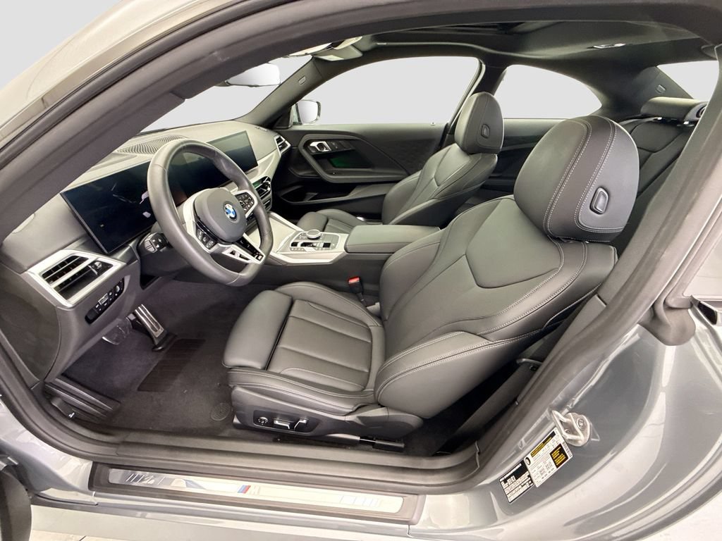 Used 2026 BMW 230i Coupe w/ Premium Package RWD image 18