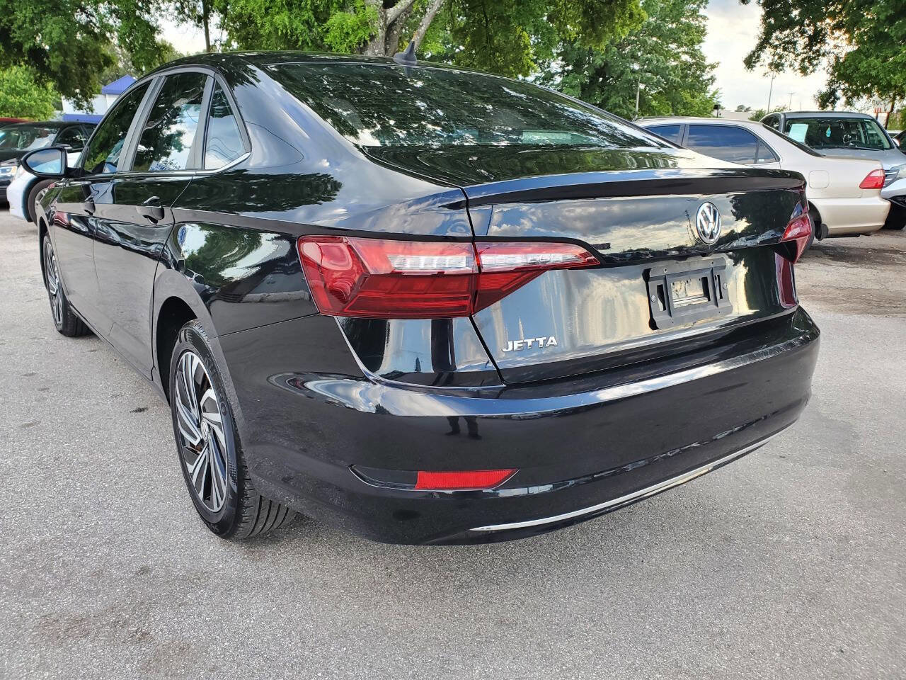 Used 2020 Volkswagen Jetta SEL FWD image 5
