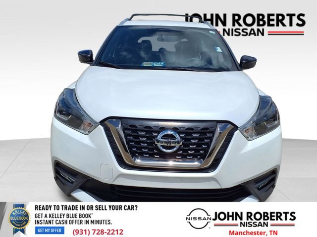 Used 2019 Nissan Kicks SR w/ SR Premium Package FWD image 12