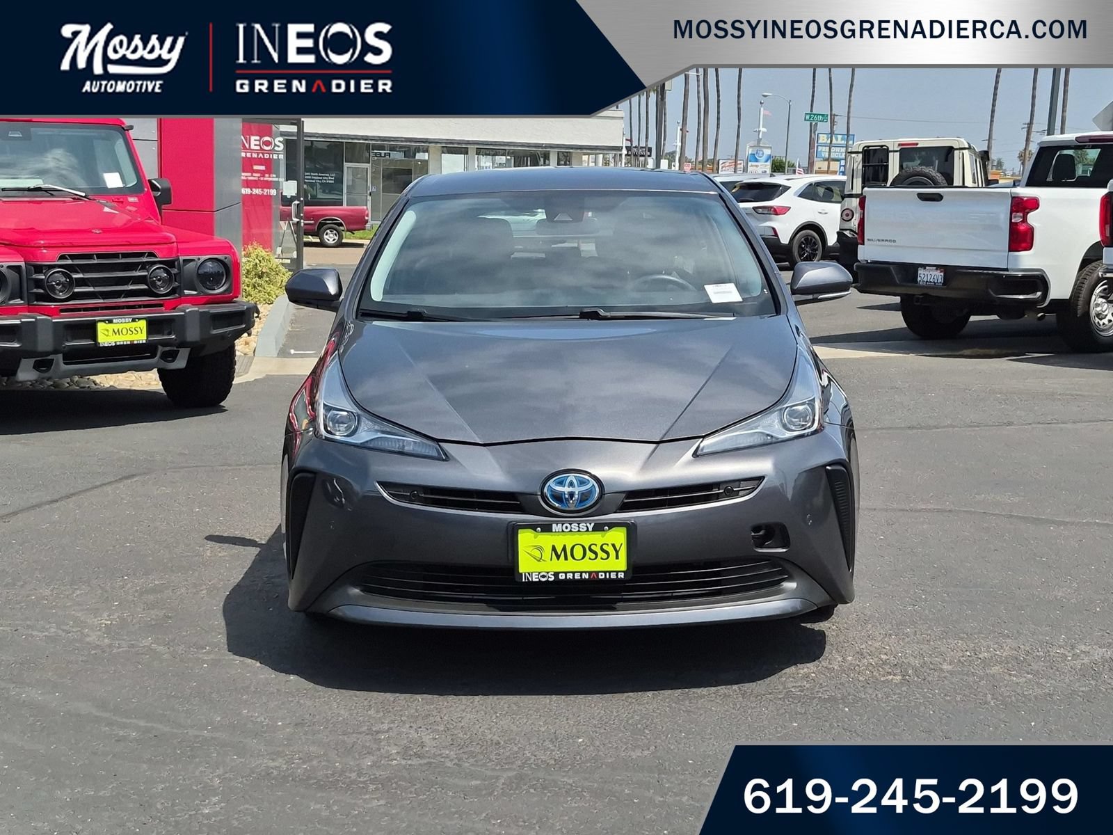 Used 2022 Toyota Prius LE FWD image 3