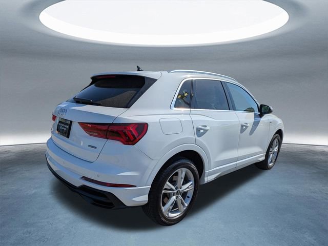 Used 2021 Audi Q3 2.0T Premium w/ Convenience Package image 4