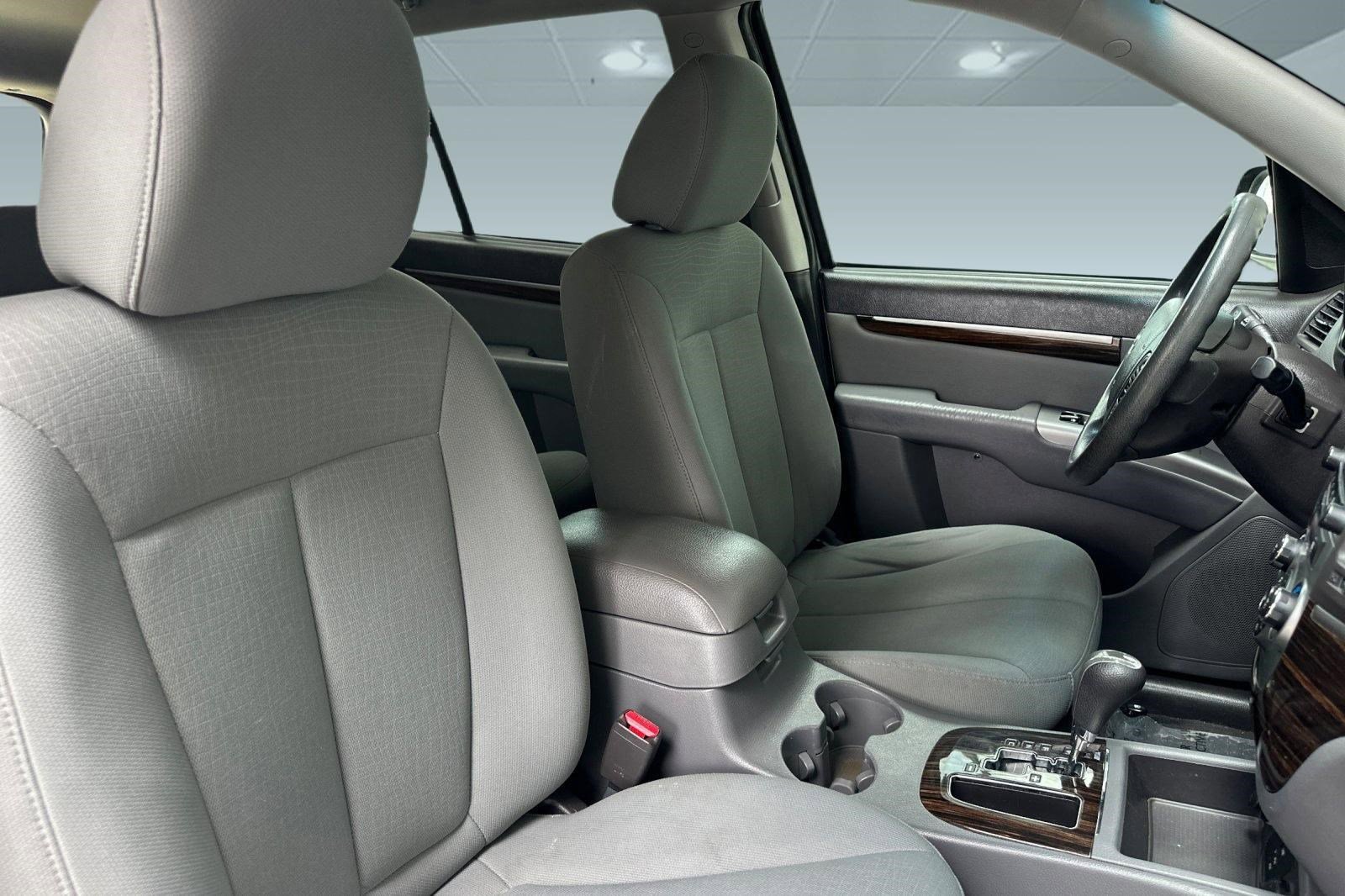 Used 2011 Hyundai Santa Fe GLS FWD image 29