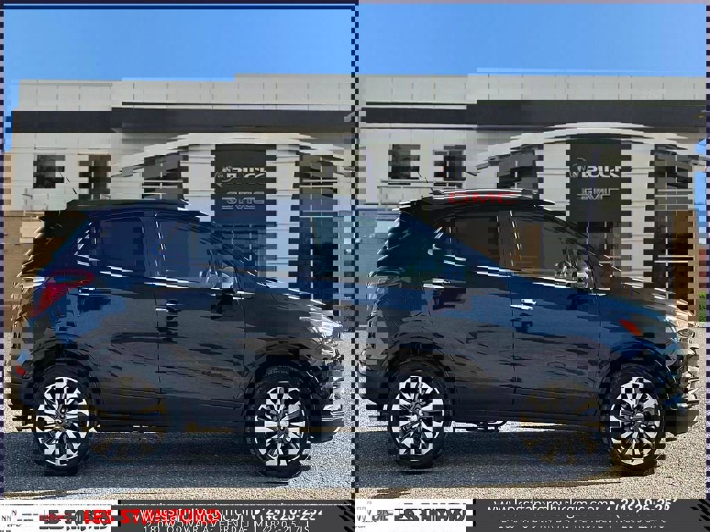 Used 2022 Buick Encore Preferred w/ Safety Package image 7