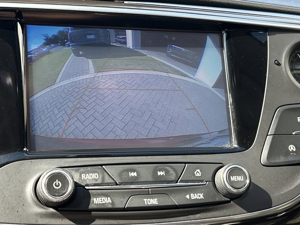 Used 2020 Buick Envision Essence image 24