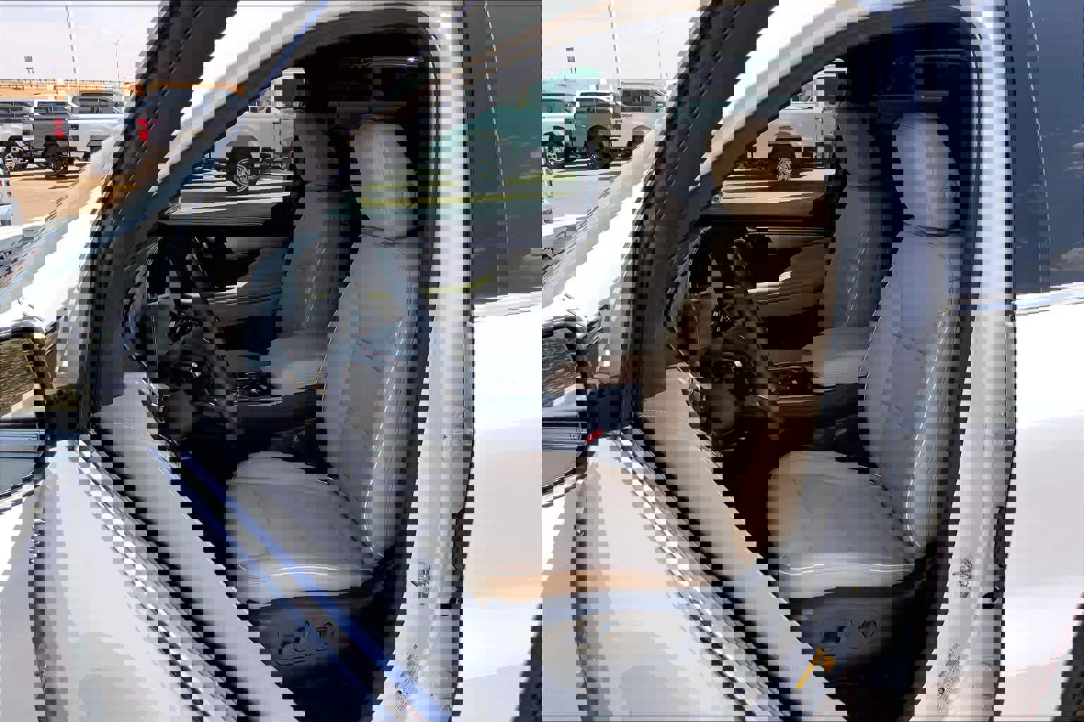 Used 2025 Buick Enclave Preferred FWD image 8