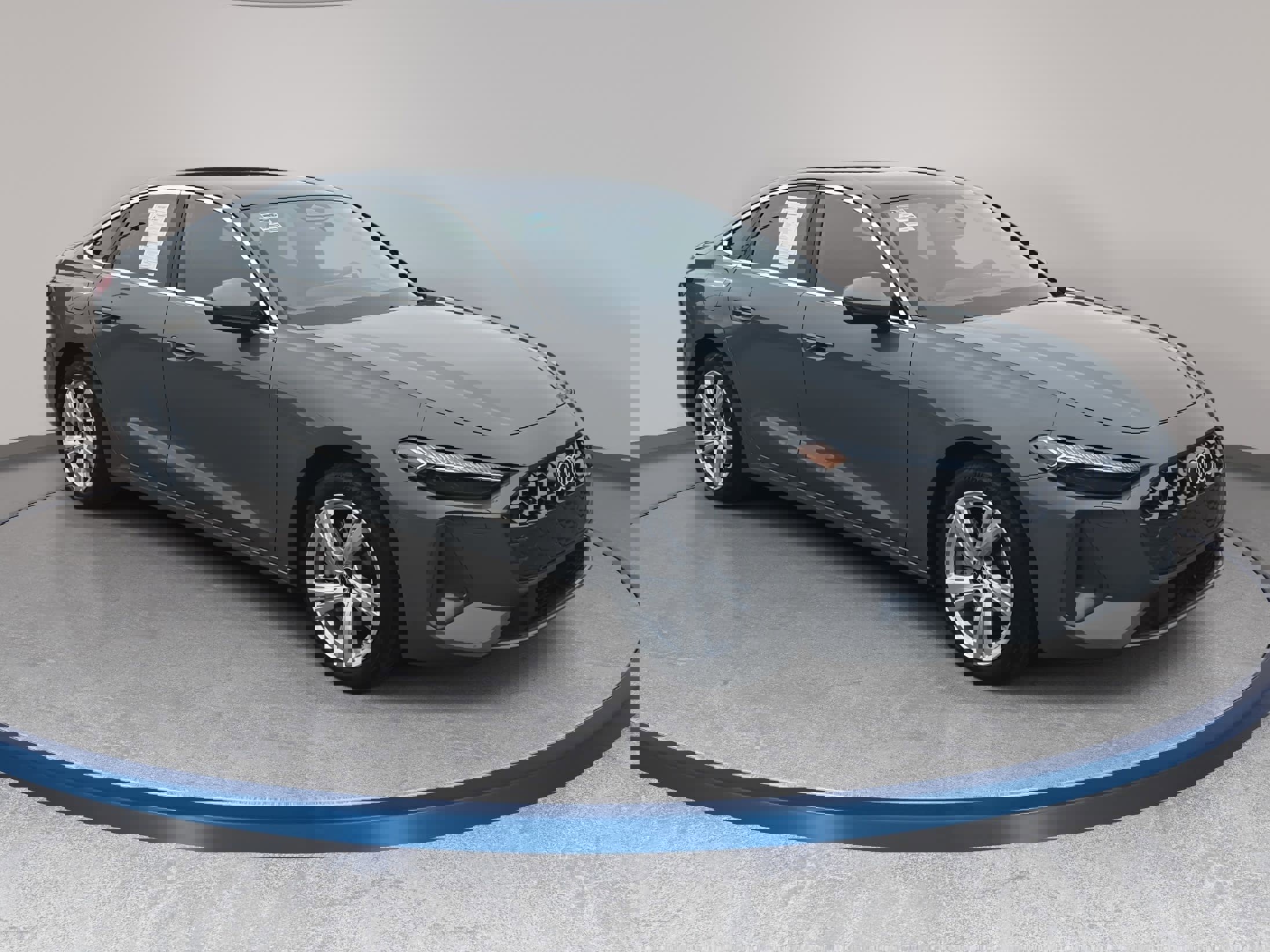 Used 2025 Audi A5 2.0T Prestige image 3