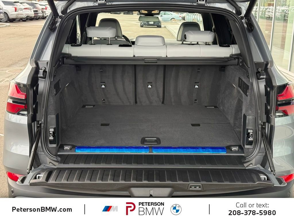 Used 2024 BMW X5 xDrive50e w/ Premium Package image 9