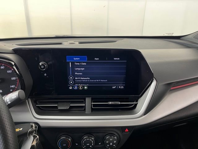 Used 2024 Chevrolet Trax RS FWD image 26